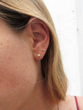 עגילי בול | Stamp Earrings