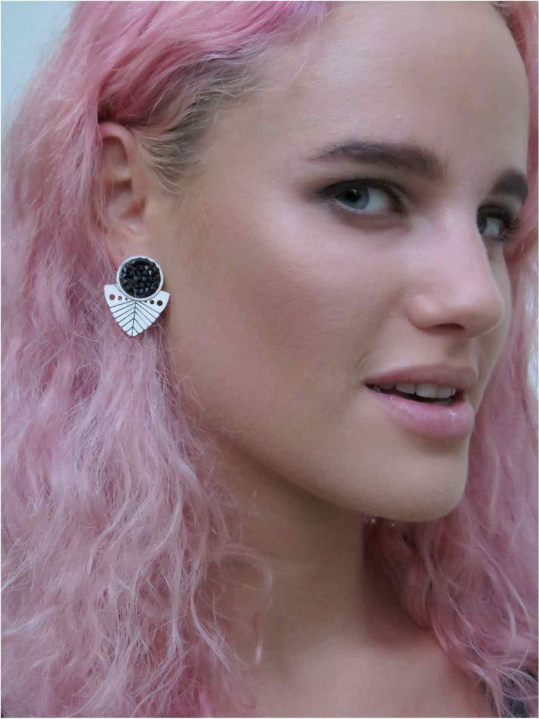 עגילי בלאק טרייב | Black Tribe Earrings