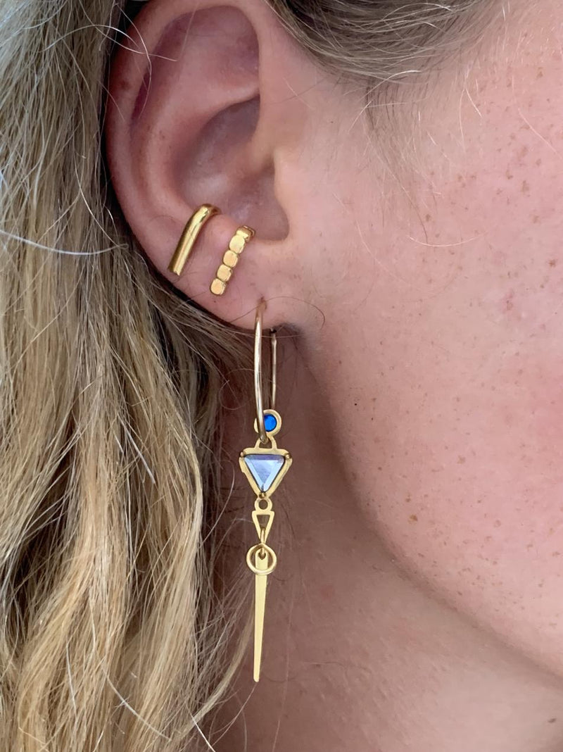 האג עגול |  Circle Hug Earring