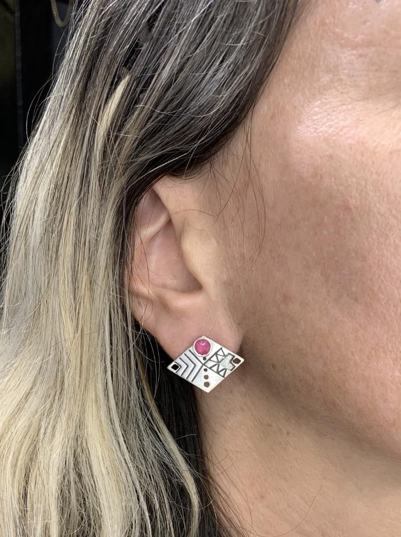 זוג עגילי טוקיו  | Tokyo Earrings