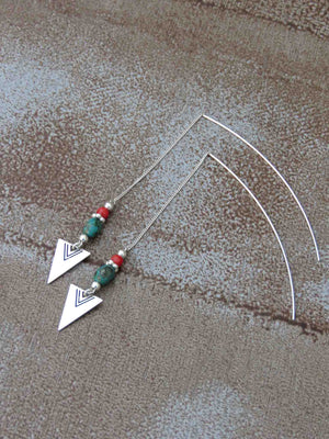 עגילים קשת משולש אינדיאני | Indian Triangular Bow Earrings