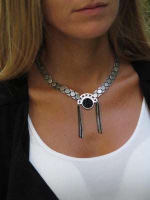 שרשרת צ'וקר בלאק מונסאן | Choker Necklace Black Moon Sun