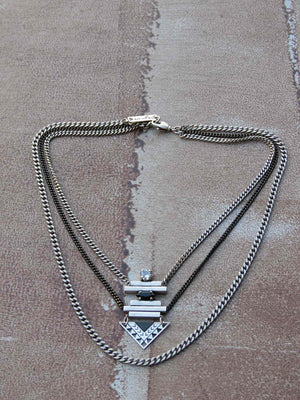 שרשרת טריפל צ'וקר משולש נצחי | Triple Choker Triple Perpetual