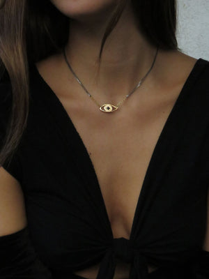 שרשרת עין ריס | Eye Eyelash Necklace